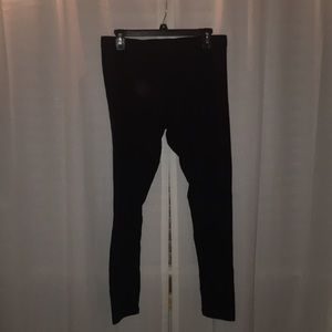black stretchy leggings